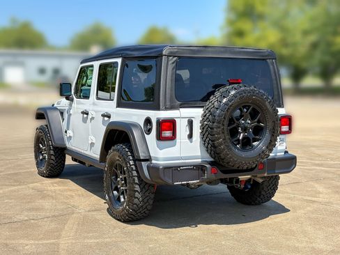 Used 2026 Jeep Wrangler Unlimited Sport AWD/4WD image 9