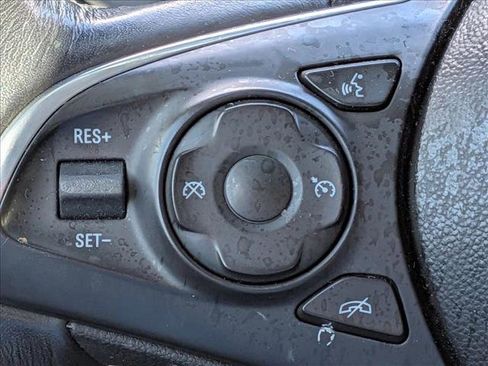 Used 2021 Buick Enclave Essence w/ Sound and Sites Package image 8