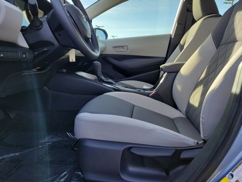 Used 2024 Toyota Corolla LE image 25