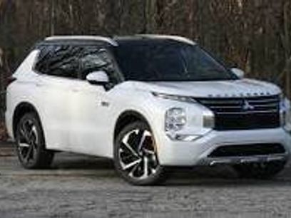 Used 2023 Mitsubishi Outlander SEL