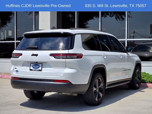 Used 2023 Jeep Grand Cherokee L Laredo RWD image 7