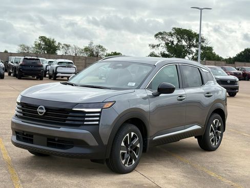 New 2026 Nissan Kicks SV AWD/4WD image 5
