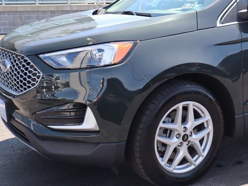 Certified 2024 Ford Edge SEL w/ Cargo Accessory Package AWD/4WD image 3