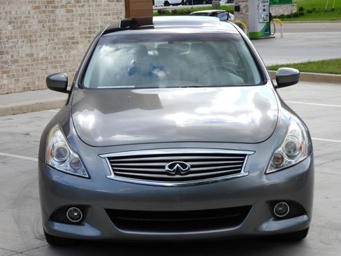 Used 2015 INFINITI Q40 w/ Moonroof Package RWD image 28