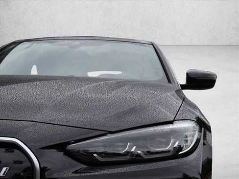 Used 2023 BMW i4 eDrive35 w/ Premium Package RWD image 2