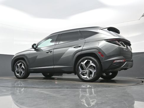 Certified 2023 Hyundai Tucson Limited AWD/4WD image 38