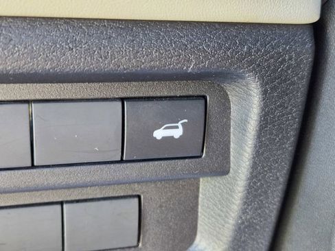 Used 2025 Mitsubishi Outlander SE FWD image 21