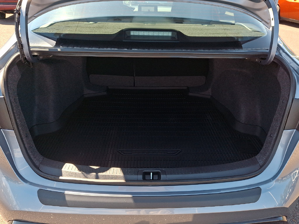 Used 2026 Toyota Corolla SE FWD image 30