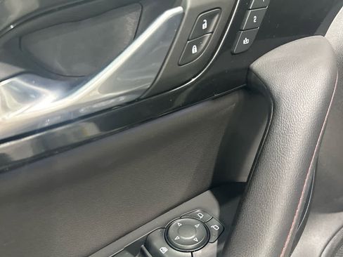 Used 2023 Chevrolet Blazer RS w/ Enhanced Convenience Package image 16