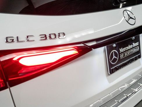 New 2026 Mercedes-Benz GLC 300 image 9