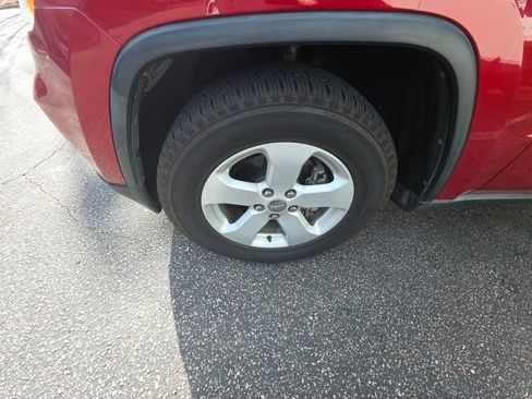 Used 2011 Jeep Grand Cherokee Laredo image 14