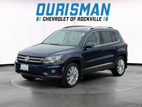 Used 2015 Volkswagen Tiguan SE AWD/4WD image 2