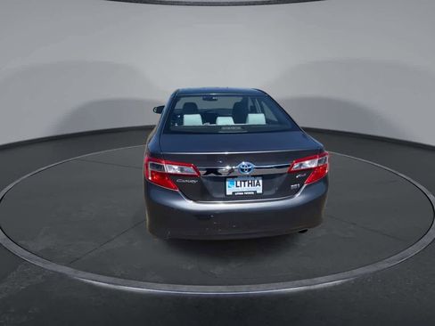 Used 2013 Toyota Camry XLE FWD image 7
