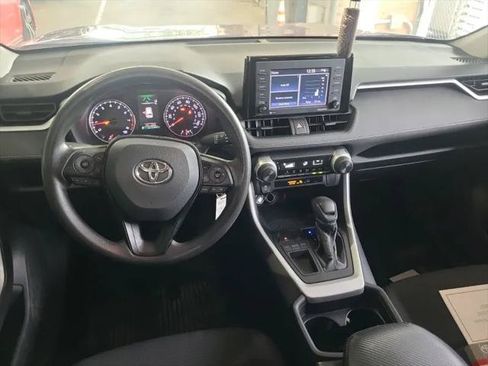 Used 2020 Toyota RAV4 LE w/ All Weather Liner Package FWD image 21