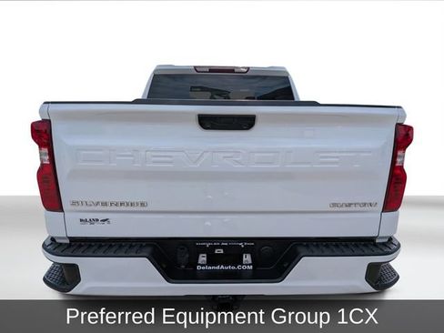 Used 2024 Chevrolet Silverado 1500 Custom RWD image 5