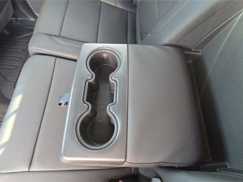 New 2026 GMC Sierra 1500 SLT w/ SLT Premium Package image 30