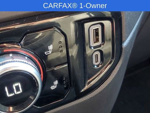 Used 2025 GMC Sierra 1500 SLT image 25