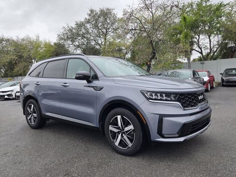 Used 2023 Kia Sorento S w/ Panoramic Sunroof Package image 1