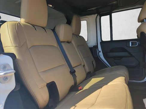 Used 2019 Jeep Wrangler Unlimited Rubicon image 21