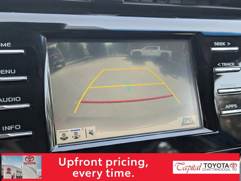 Used 2018 Toyota Camry SE w/ Convenience Package FWD image 21