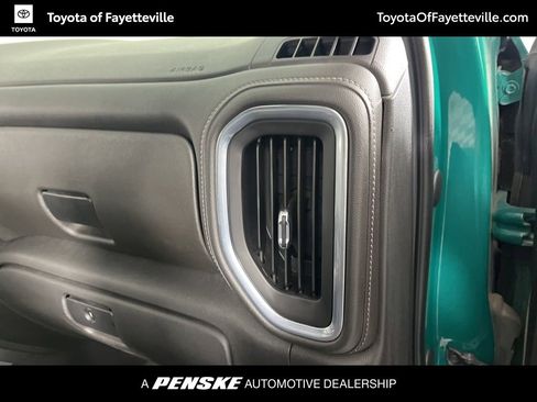 Used 2022 Chevrolet Silverado 1500 LT Trail Boss w/ Convenience Package II image 21