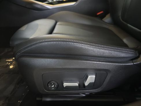 Used 2023 BMW 330i Sedan w/ Convenience Package RWD image 28