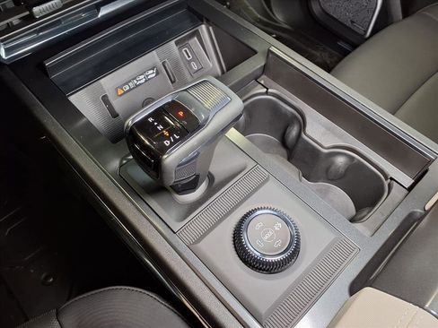 Used 2026 GMC Hummer EV 4x4 Crew Cab image 15