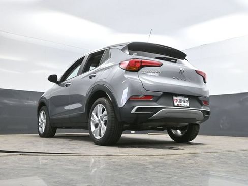Used 2025 Buick Encore GX Preferred AWD/4WD image 48