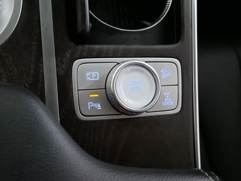 Used 2023 Genesis GV80 3.5T AWD/4WD image 32