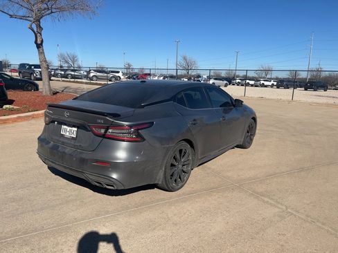 Certified 2023 Nissan Maxima SR w/ Sport Mat Group image 5