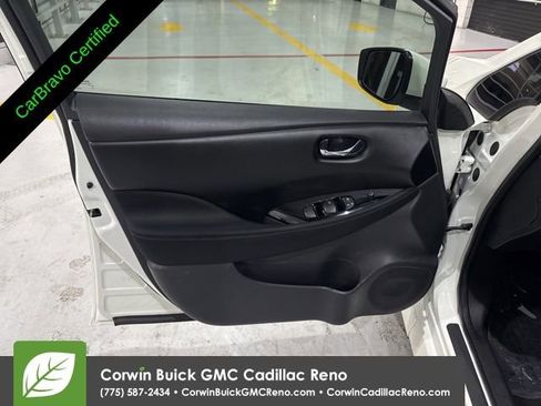 Used 2018 Nissan Leaf SV w/ SV Technology Package FWD image 14
