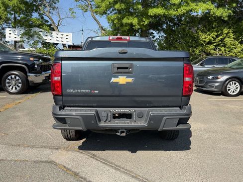 Used 2019 Chevrolet Colorado Z71 AWD/4WD image 6