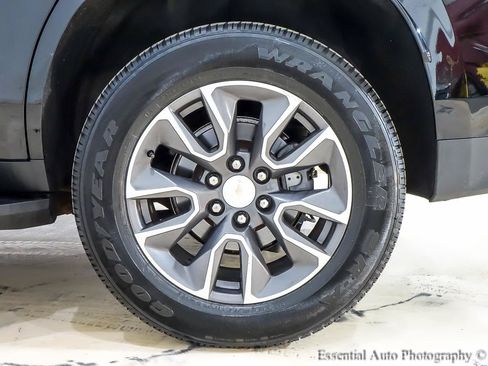 Used 2021 Chevrolet Tahoe LT w/ LT Signature Plus Package AWD/4WD image 12