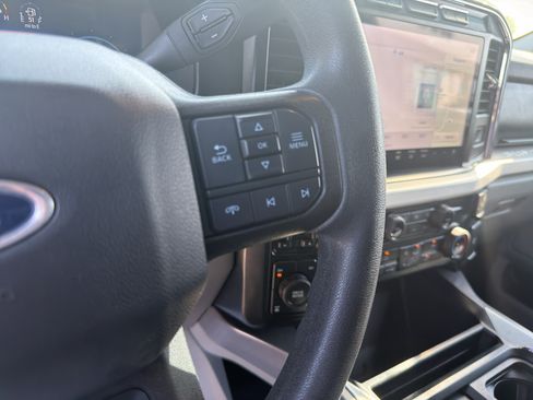 Used 2023 Ford F250 XLT w/ XLT Premium Package AWD/4WD image 16