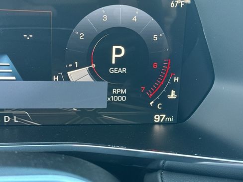 New 2026 GMC Canyon Elevation w/ Convenience Package image 15