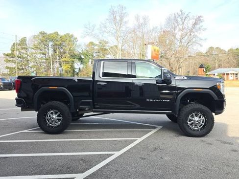 Used 2021 GMC Sierra 3500 Denali w/ Denali Ultimate Package image 7