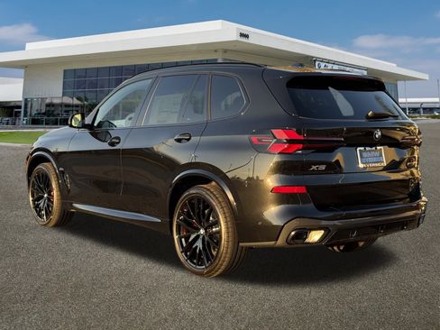 New 2026 BMW X5 sDrive40i image 8