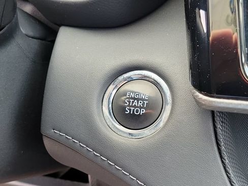 Used 2022 Toyota Highlander Platinum AWD/4WD image 15