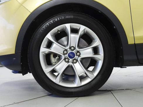 Used 2014 Ford Escape Titanium FWD image 5