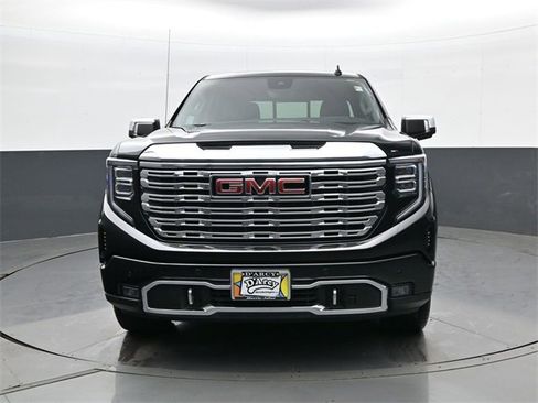 Used 2025 GMC Sierra 1500 Denali w/ Denali Reserve Package image 2
