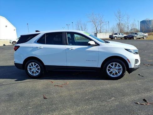 Used 2024 Chevrolet Equinox LT image 4