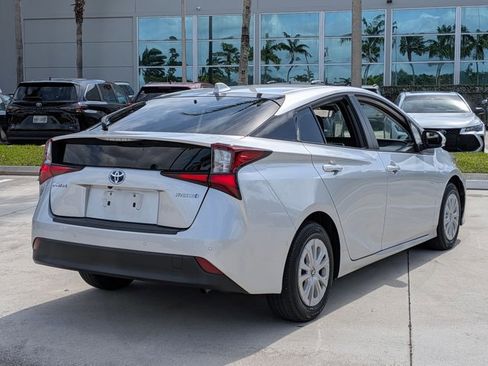 Used 2022 Toyota Prius LE image 5