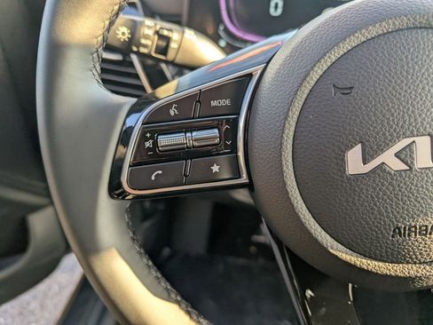 New 2026 Kia Seltos S image 17