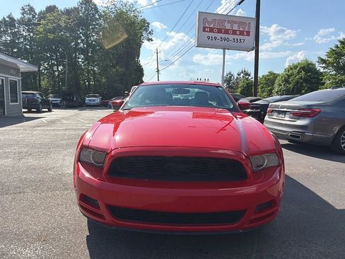 Used 2013 Ford Mustang Premium RWD image 9