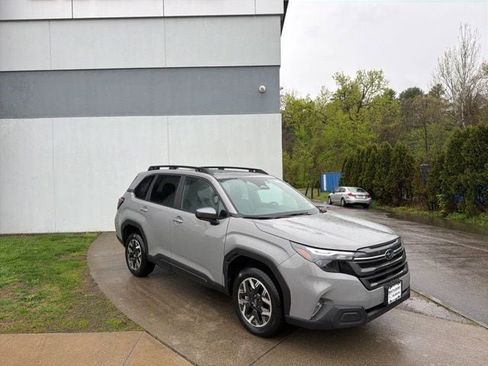 New 2026 Subaru Forester Premium AWD/4WD image 1