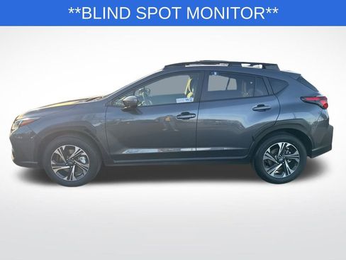 Used 2025 Subaru Crosstrek 2.0i Premium image 4
