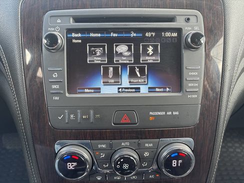 Used 2016 Chevrolet Traverse LT AWD/4WD image 14