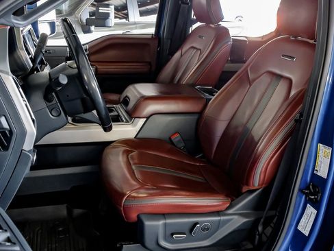 Used 2022 Ford F450 Platinum w/ FX4 Off-Road Package image 30