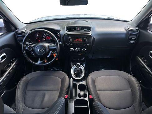 Used 2016 Kia Soul Base image 12