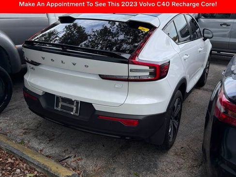 Used 2023 Volvo C40 Recharge Core image 2